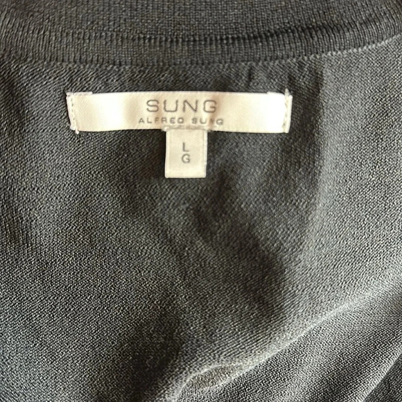 Alfred Sung long sleeve viscose blend cardigan with single closure neckline - Picture 5 of 6